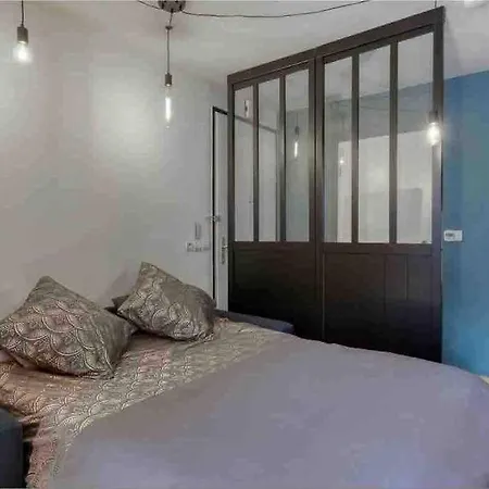 Cosy 30m² Avec Terrasse - A 10 Min De Paris *